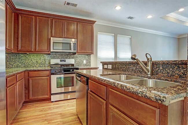 Building Photo - 1765 Aden Mist Dr