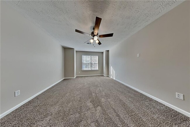 Building Photo - 554 Sherwood Oaks Rd