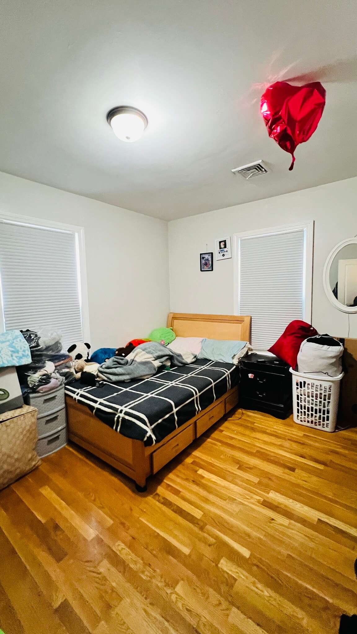 Main level bedroom with hardwood floors - 76 Eleanor St