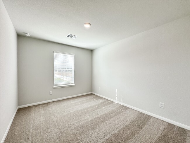 Building Photo - 13368 Burbot Dr