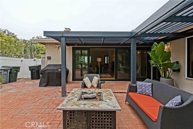 Building Photo - 428 Ave De Jose