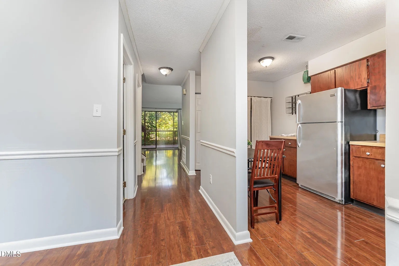 Building Photo - Room in Townhome on Sandy Creek Dr