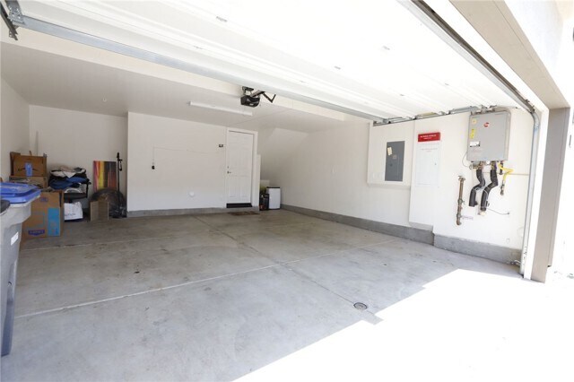Building Photo - 14059 Zirconia Ln