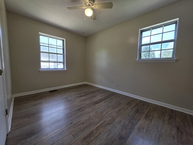 Building Photo - 3719 Steadman Dr NW