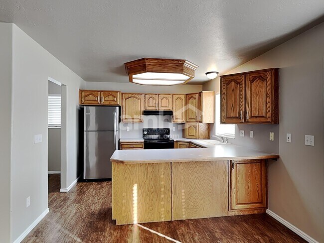 Building Photo - 3147 W 1200 N