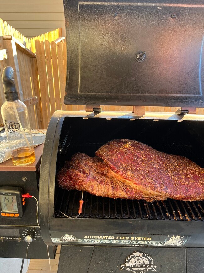 Building Photo - 8226 Blue Canal