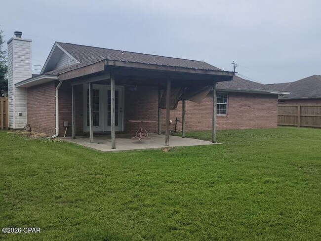 Building Photo - 1504 Illinois Ave