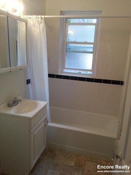 Building Photo - 1615 Commonwealth Ave