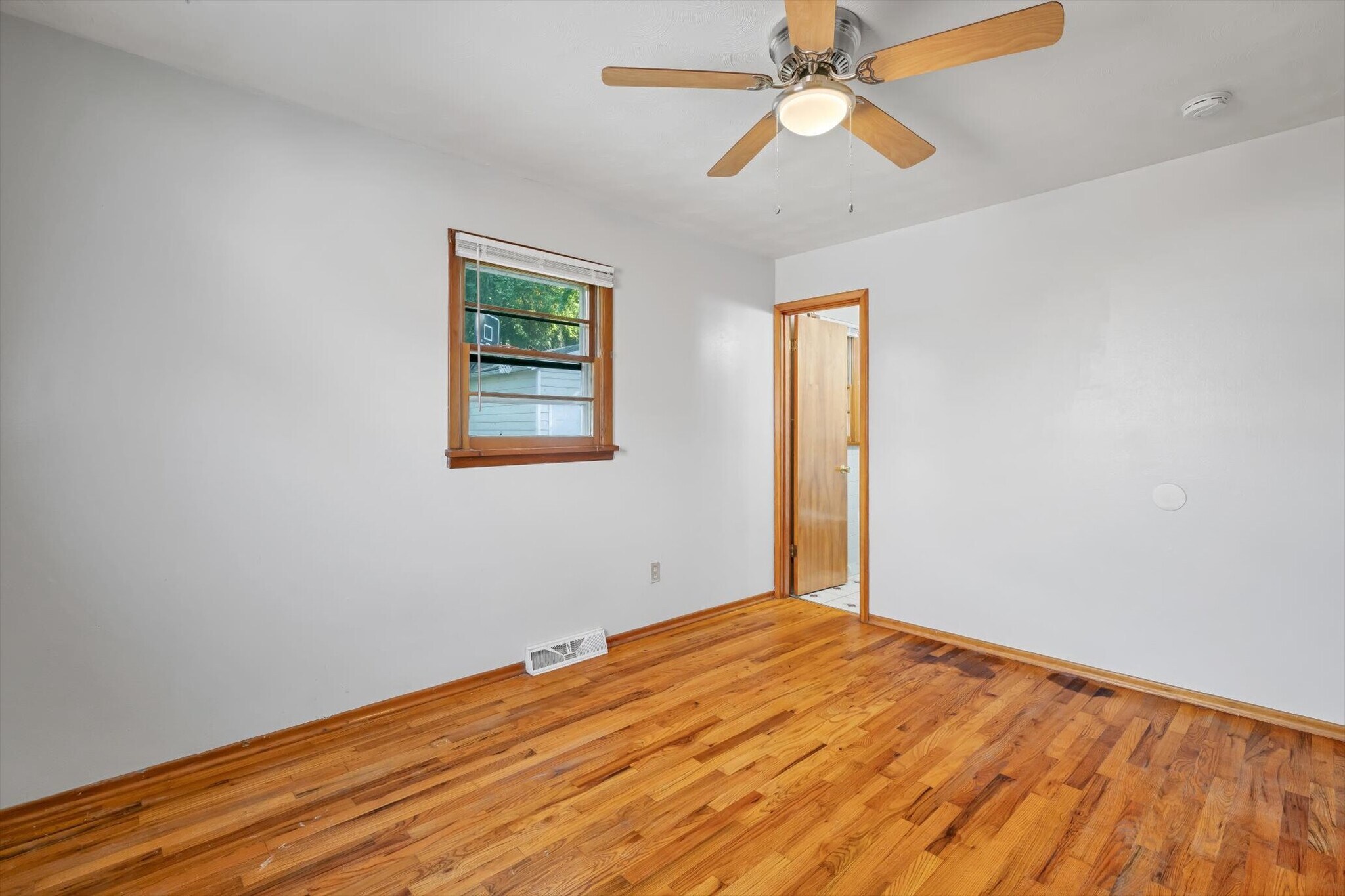 Building Photo - 243 Reasor Dr