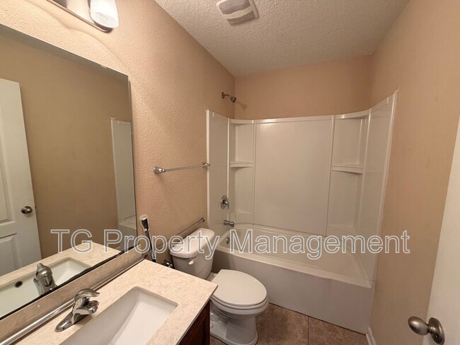 Building Photo - 247 Shetland Dr