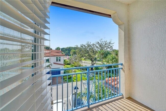 Building Photo - 11351 SW 15th St