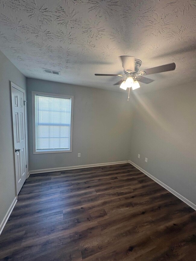 Building Photo - 508 Bridgeport Pl