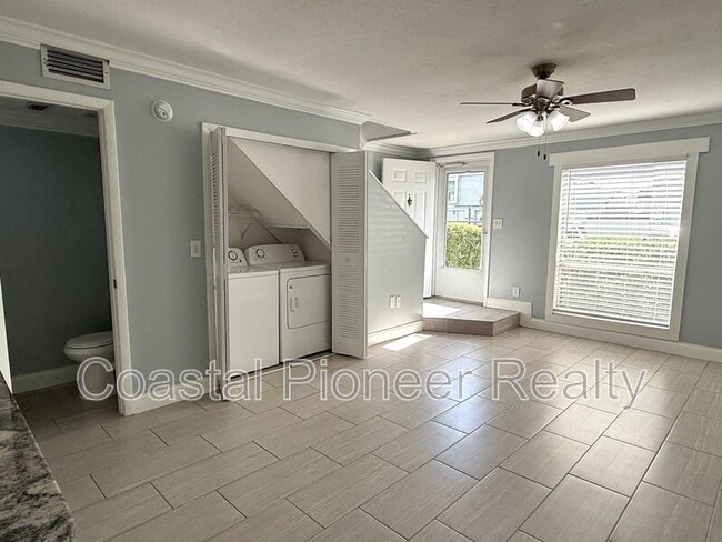 Building Photo - 11815 Cypress Hill Cir