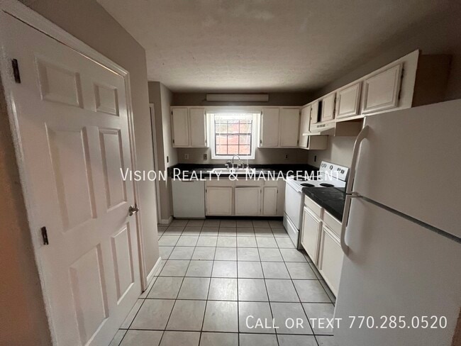 Building Photo - 60 Bagwell Rd