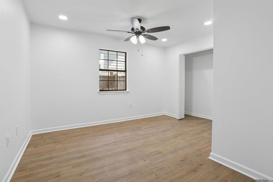 Building Photo - 1915 Tennessee St