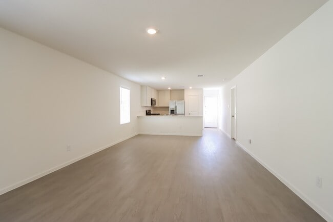 Building Photo - 10706 Lavender Cotton Ln