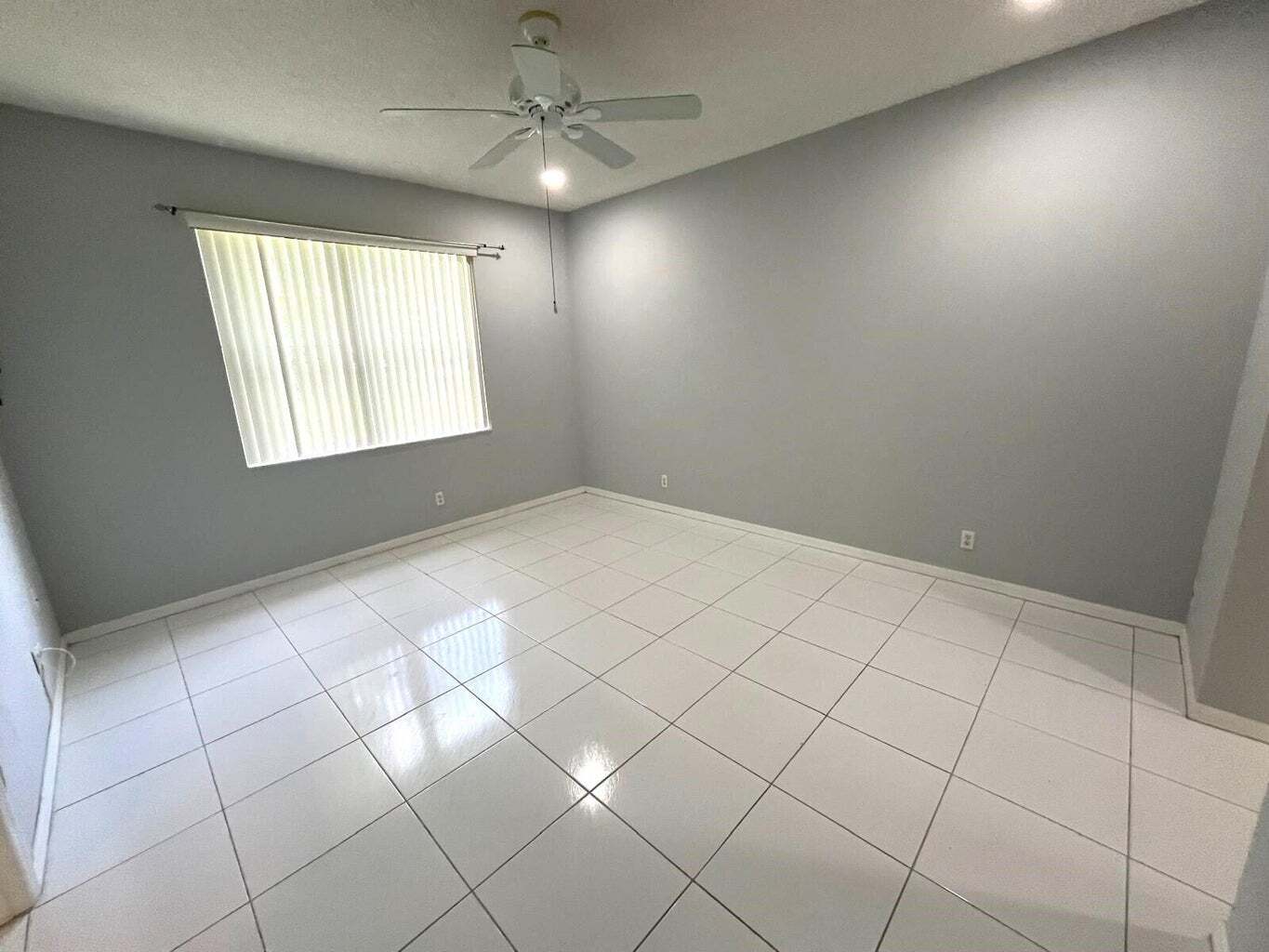Building Photo - 3166 Via Poinciana