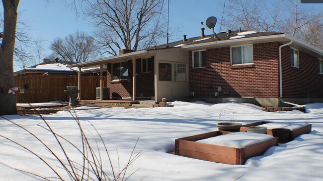 Building Photo - 6482 Zephyr St