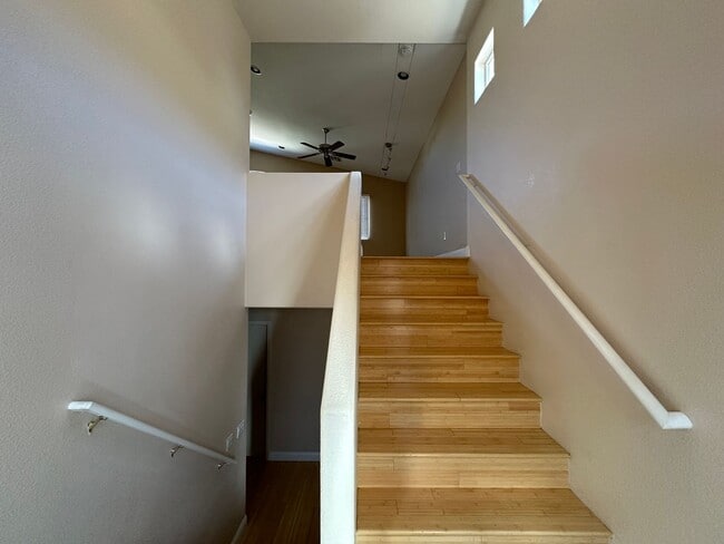 Building Photo - Canyon Trail at Rhodes Ranch