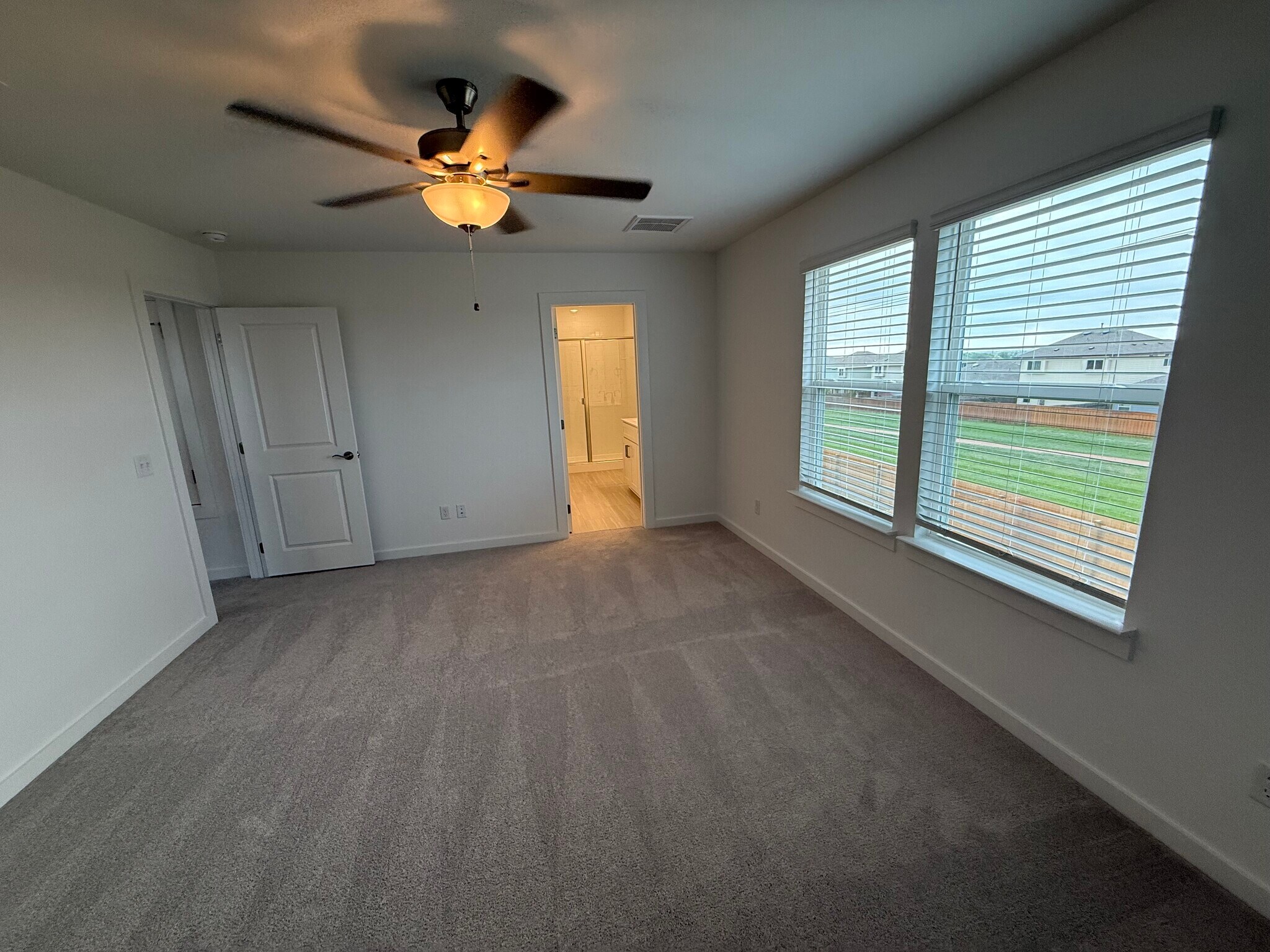 Building Photo - 480 Tailwind Dr