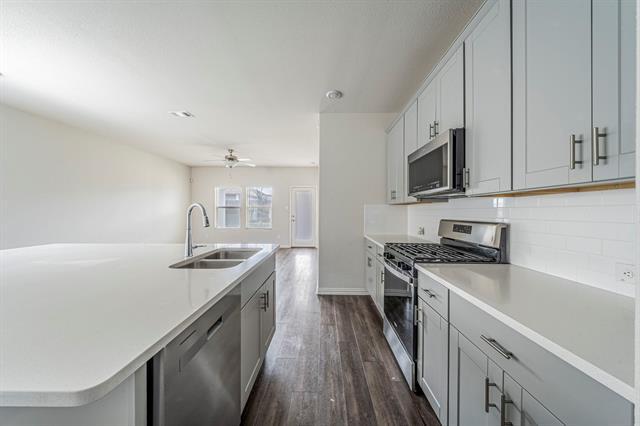 Building Photo - 1621 Briar Hunt Dr