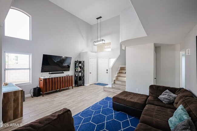 Building Photo - 3902 E Rosemonte Dr