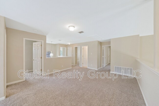 Building Photo - 20418 Cliff Park Ln