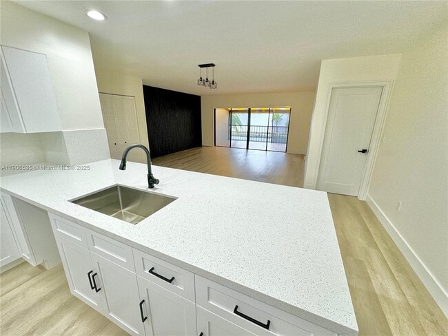 Building Photo - 16401 Bridge End Rd