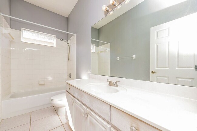 Building Photo - 1253 Deerbourne Dr