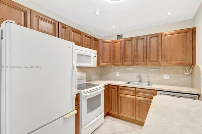 Building Photo - 13475 SW 9th St