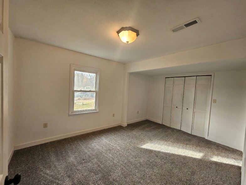 Building Photo - 5677 County Rd 260