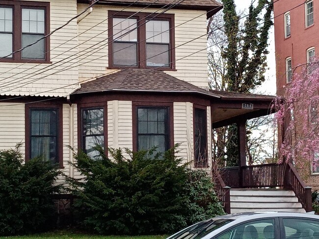 Building Photo - 288 Montgomery St