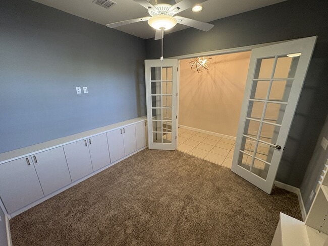 Building Photo - Dove Mountain 4 bedroom with Den 3,277 sq ft 3 car tandem garage