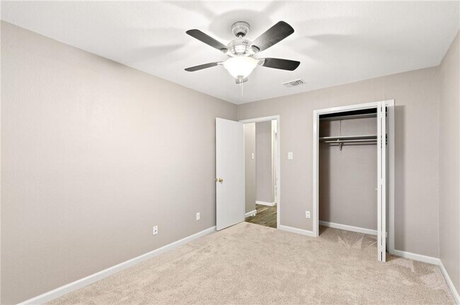 Building Photo - 9708 Moorberry St