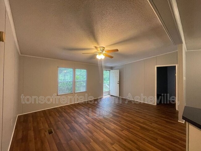 Building Photo - 132 Josiah Ln