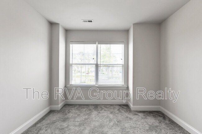 Building Photo - 6448 Cassia Loop