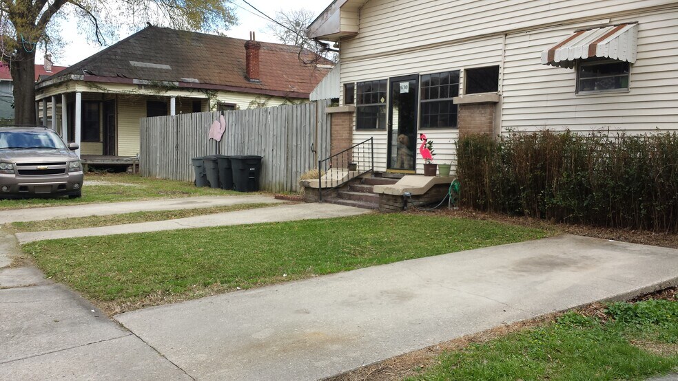 frontyard - 630 N 6th St