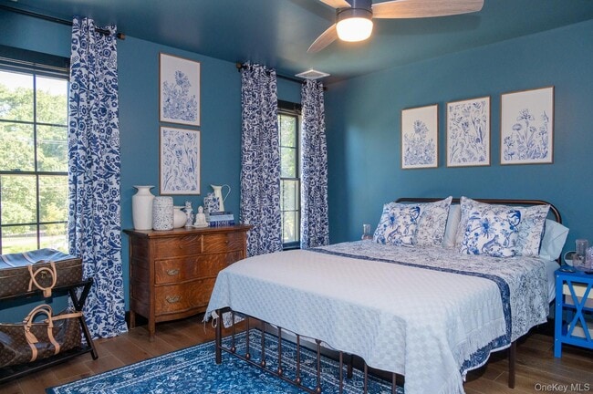 Building Photo - 70 Arshamomaque Ave