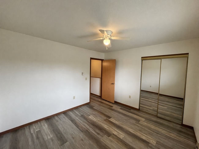 Building Photo - 604 Hollywood Dr