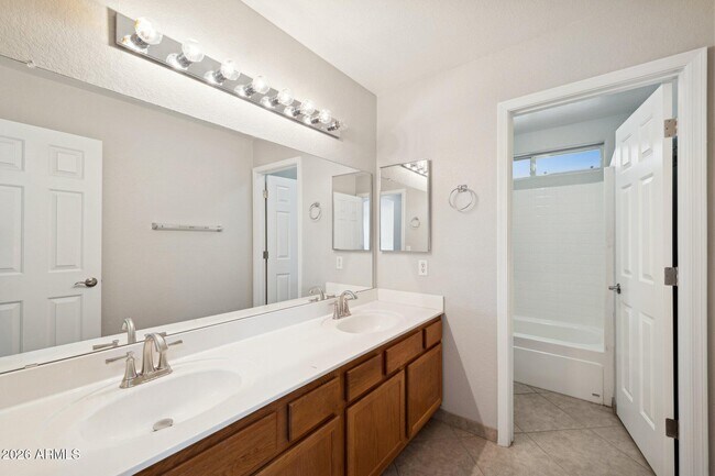 Building Photo - 9235 W Marconi Ave