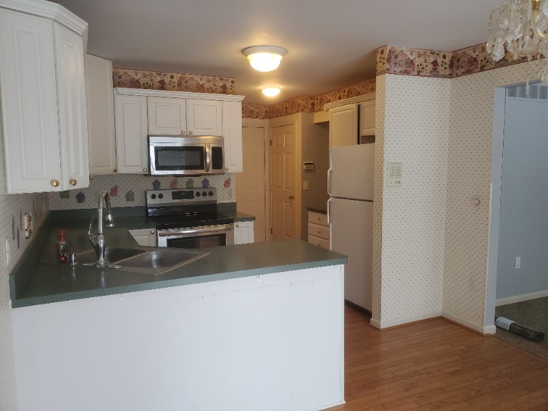 Building Photo - 5375 Pine Needle Dr