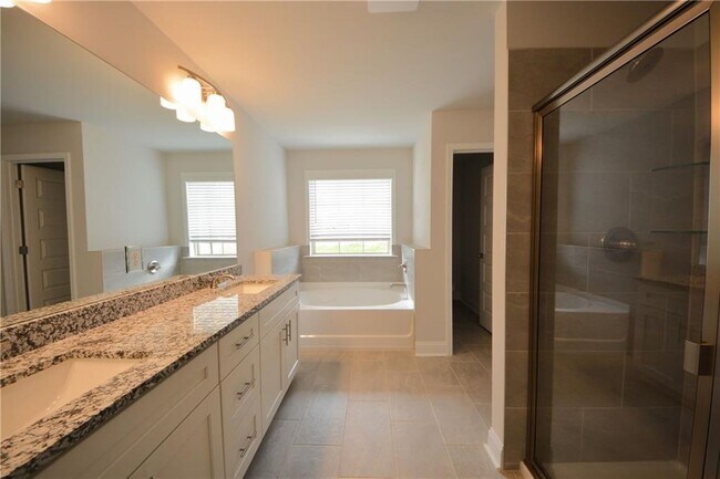 Building Photo - 1450 Sunny Vly Ln