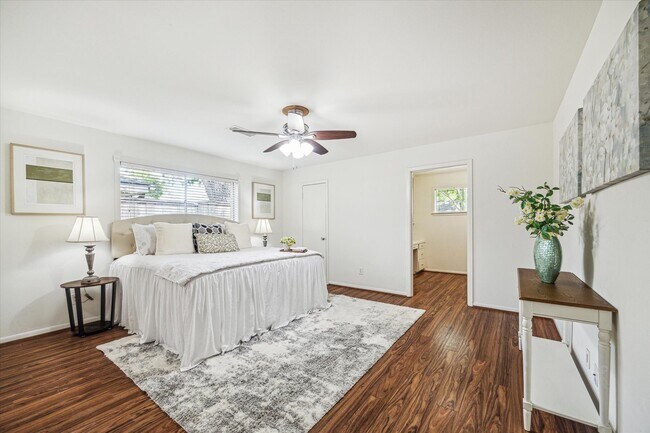 Building Photo - 5939 Rutherglenn Dr