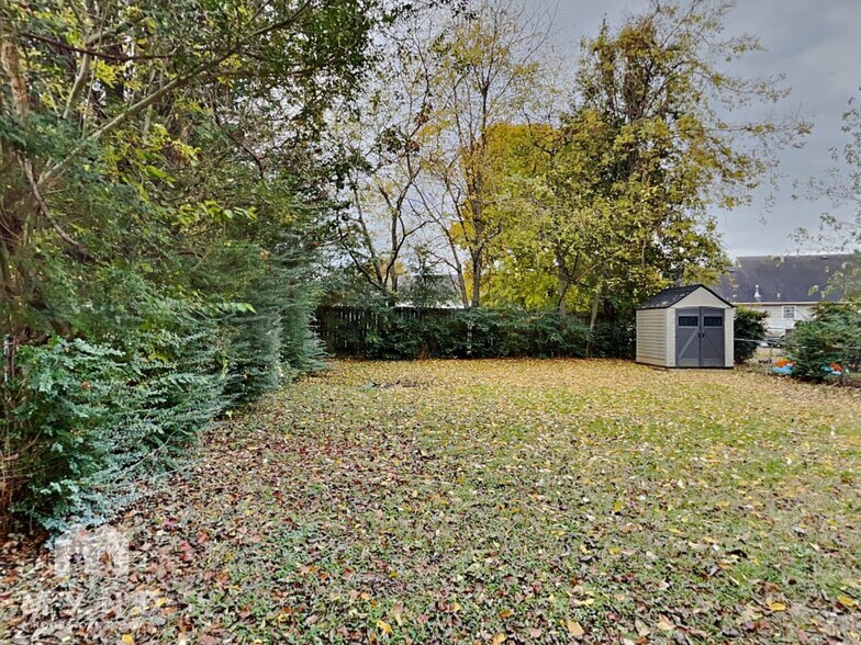 Building Photo - 453 Westgate Blvd