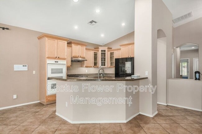 Building Photo - 3917 S Newport St