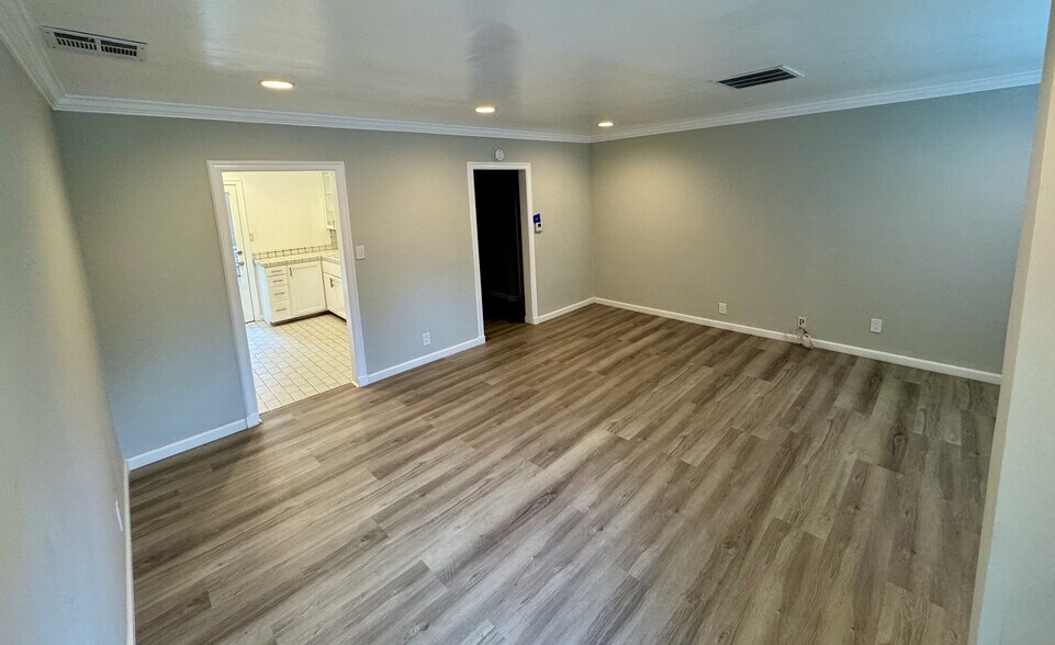 Building Photo - 18043 Martha St