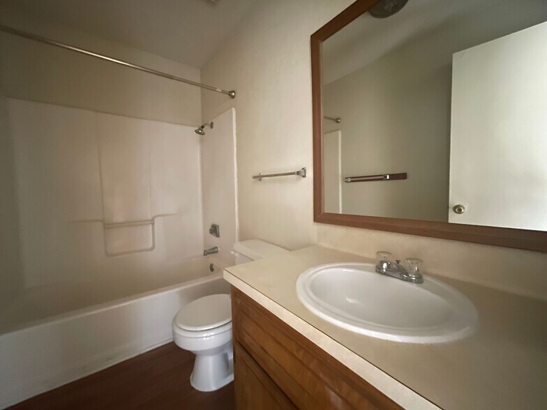 Building Photo - 3407 Victoria Cir