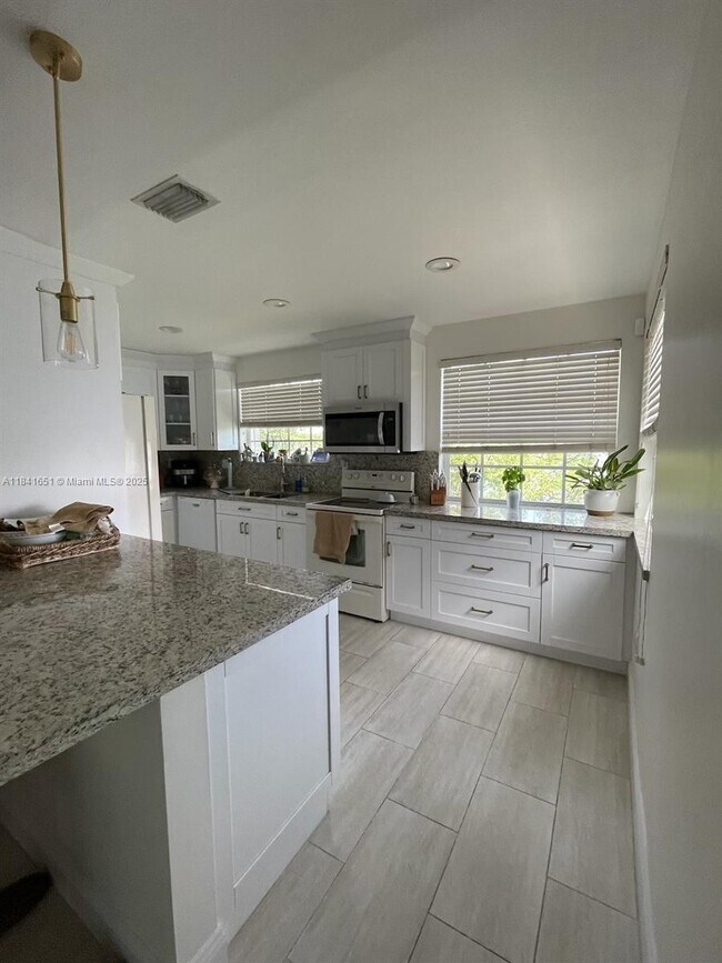 Building Photo - 14725 Balgowan Rd