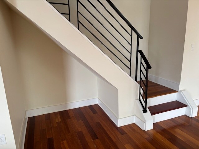 Building Photo - 3500 Sunnyside Ave