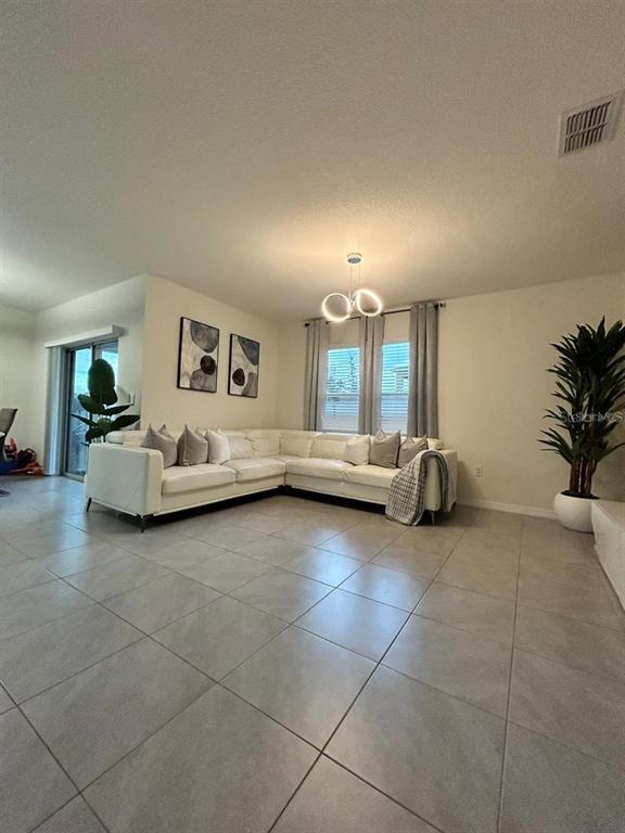 Building Photo - 567 Boardwalk Ave